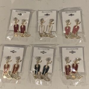 Gold Cowgirl Boot with Horse Shoe Earrings (1 pair)